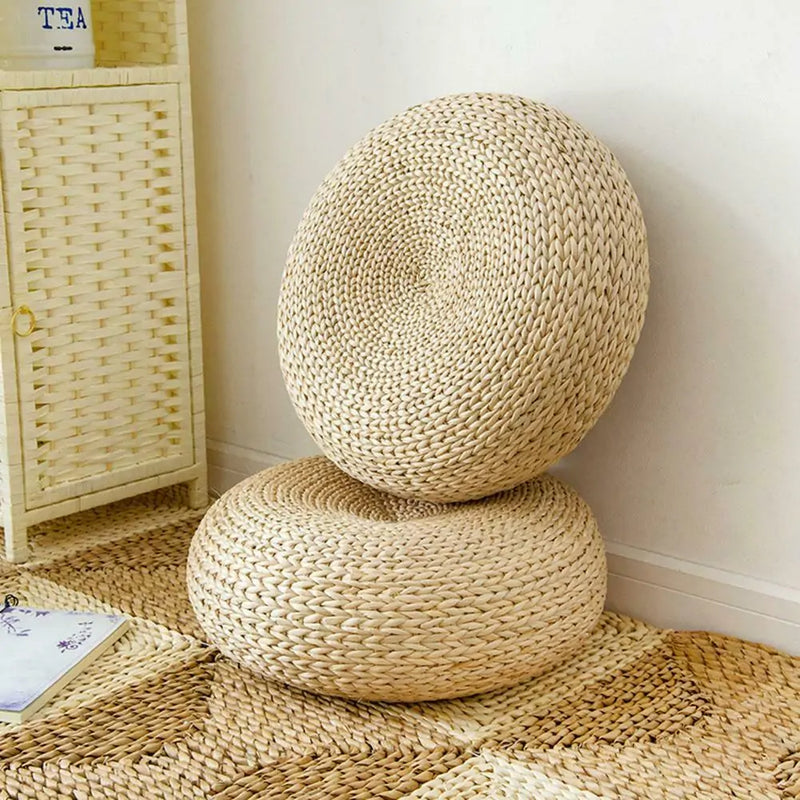 Round Straw Tatami Meditation Cushion - Omlinea  