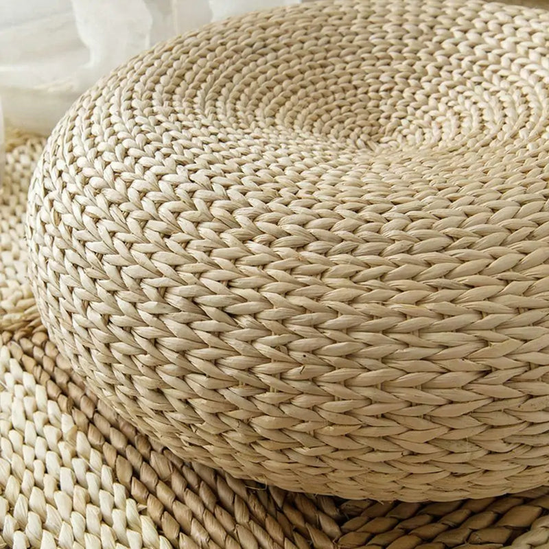 Round Straw Tatami Meditation Cushion - Omlinea  